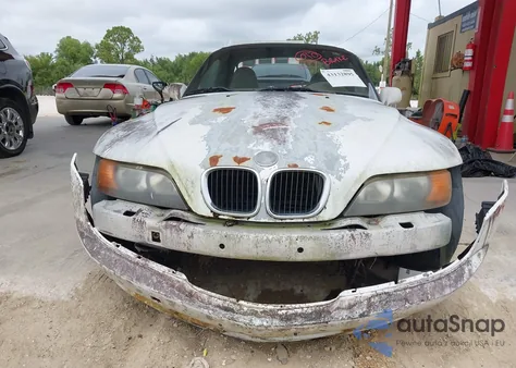 1997 BMW Z3 1.9L Roadster z USA, uszkodzony, nr VIN 4USCH7324VLE02828